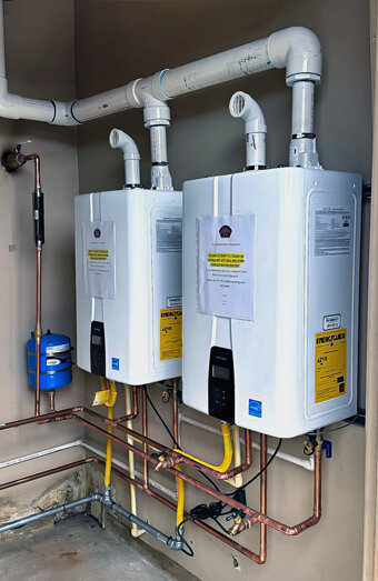 https://inglewoodhotwater.com.au/uploads/2025/06/hot-water-servicing-52956.jpg