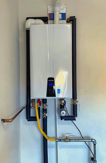 https://inglewoodhotwater.com.au/uploads/2025/06/instant-hot-water-systems-63860.jpg